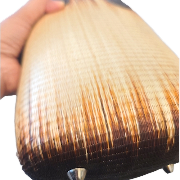 Like New Woven Hand Bag Hard Shell - Picture 7 of 10